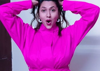 Pooja Lakshmi Joshi in Pink attire